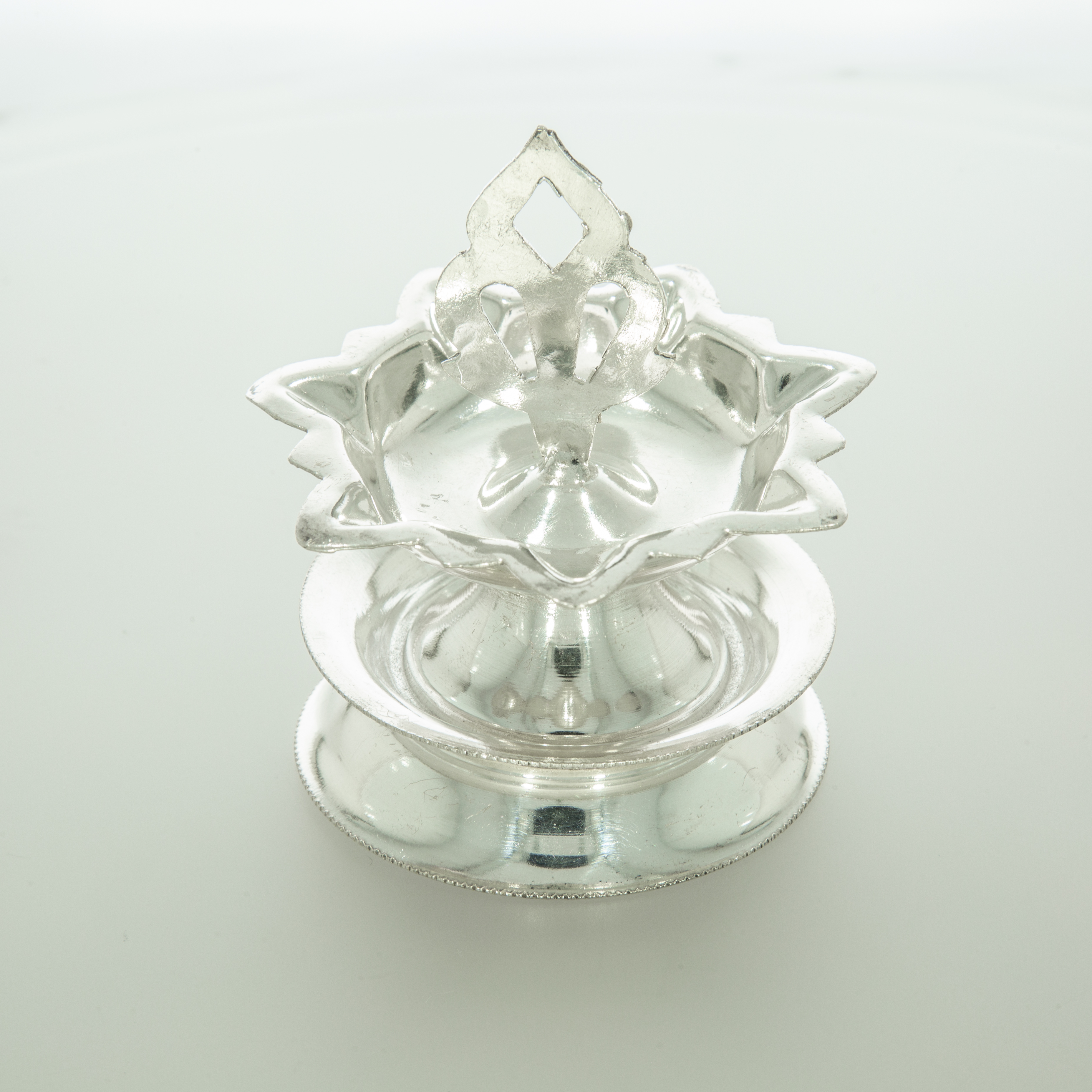Decorative Silver Laman Deep