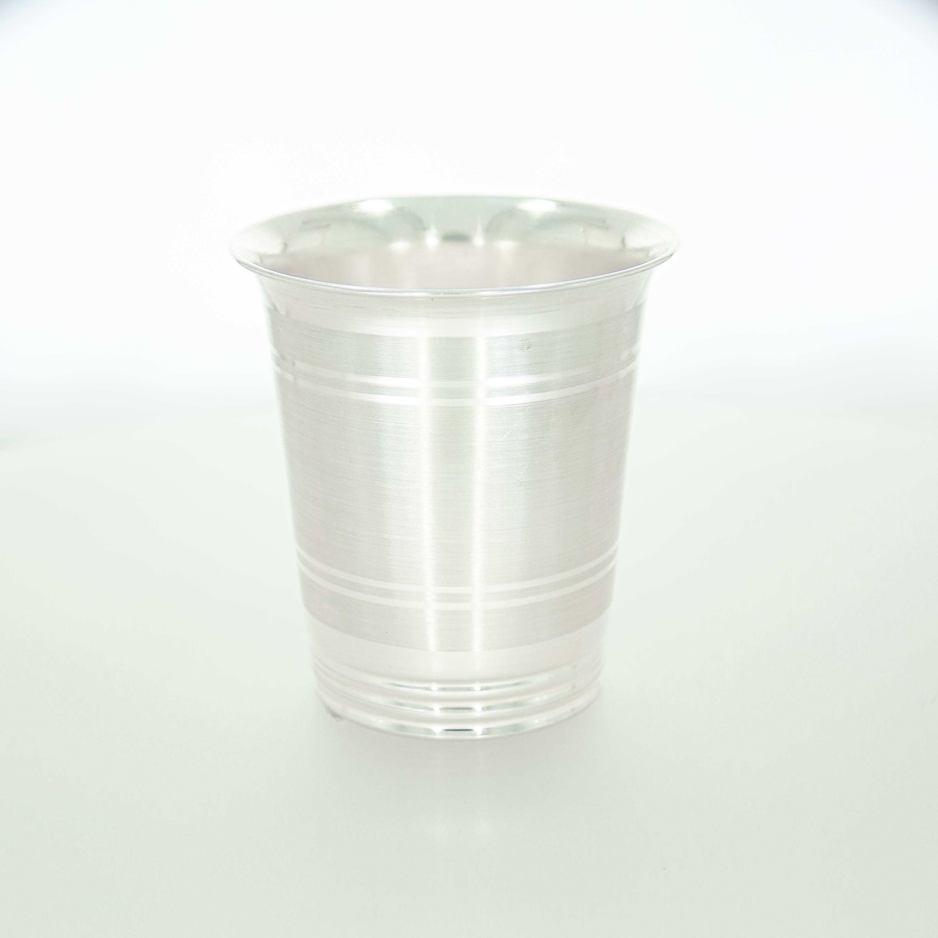 V Shape Pattern Silver Glass