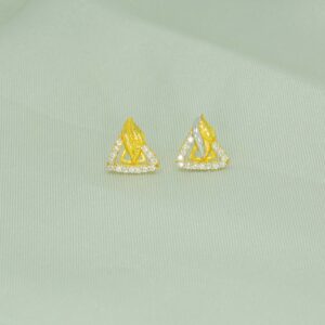 Triangular Shape 18kt Gold Studs