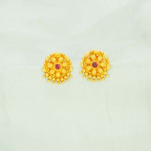 Exquisite 22kt Gold Ear Studs