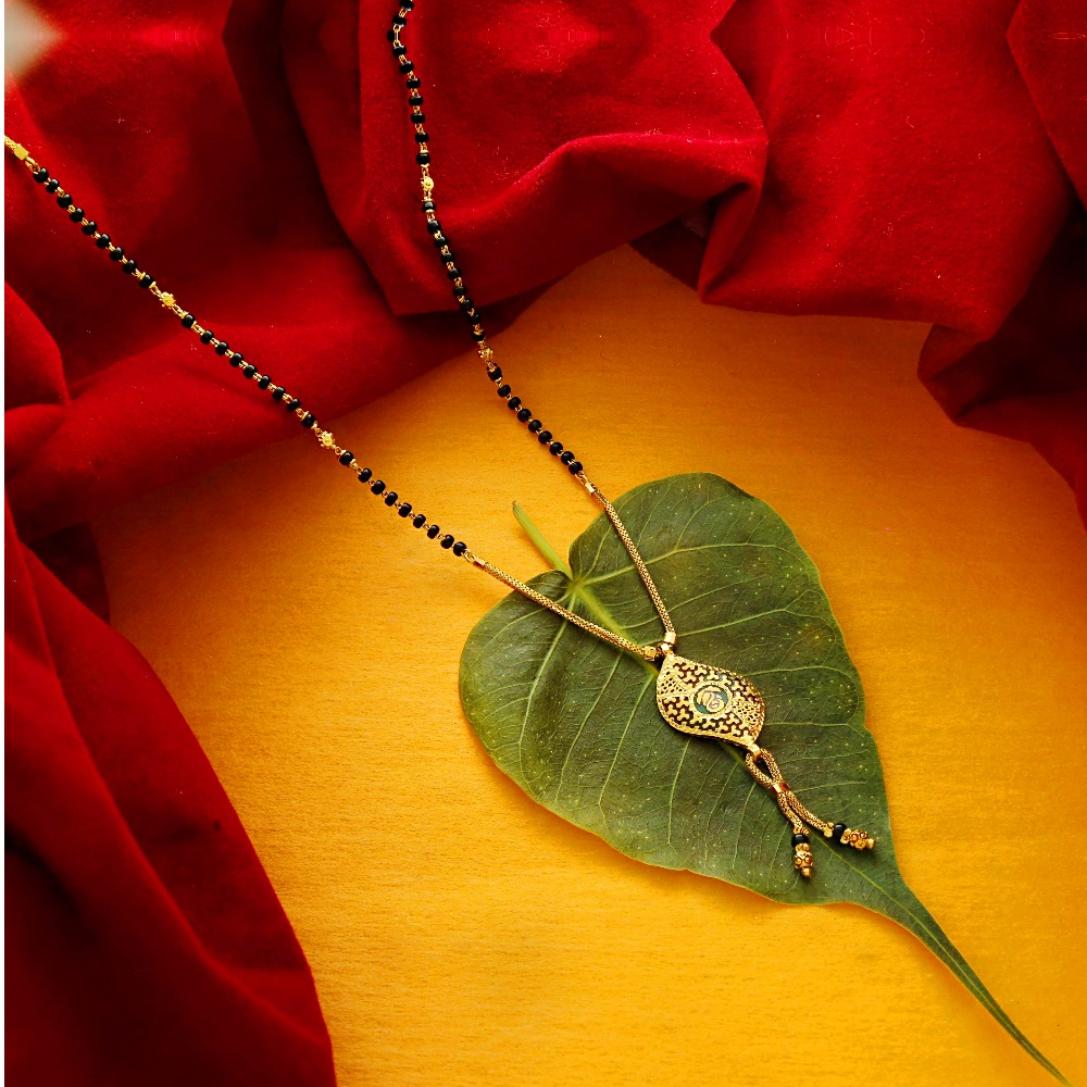 Captivating enamel pattern gold 22k mangalsutra