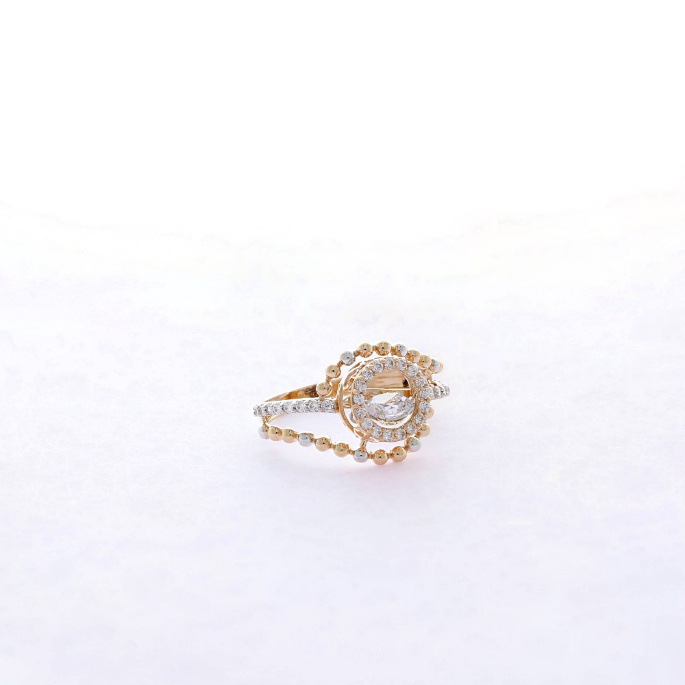 Awe-inspiring 18carat rose gold ring