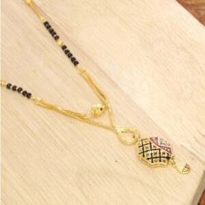 Enamel pattern 22kt short mangalsutra