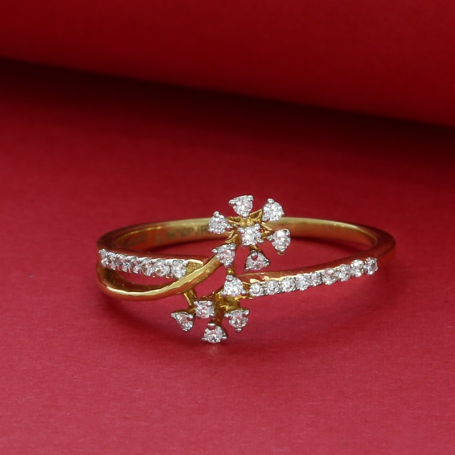 Elegant Dual Flower 18 karat Diamond Ring For Women