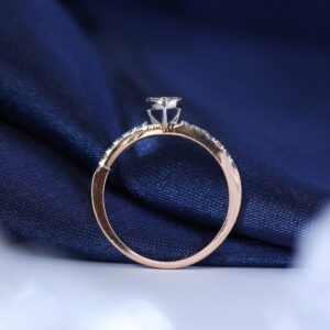 Unique 18kt rose gold diamond engagement rings