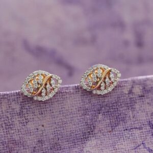 The dainty 18carat diamond studs