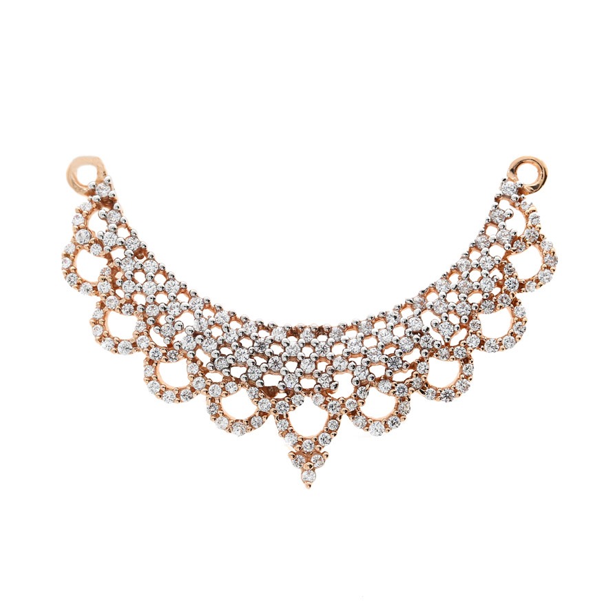 Delightful rose gold pendant
