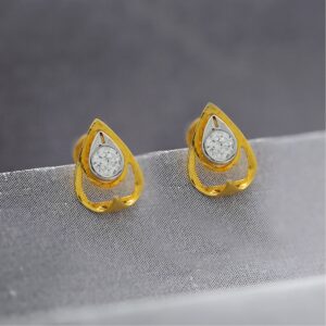 Charming gold stud earring studs