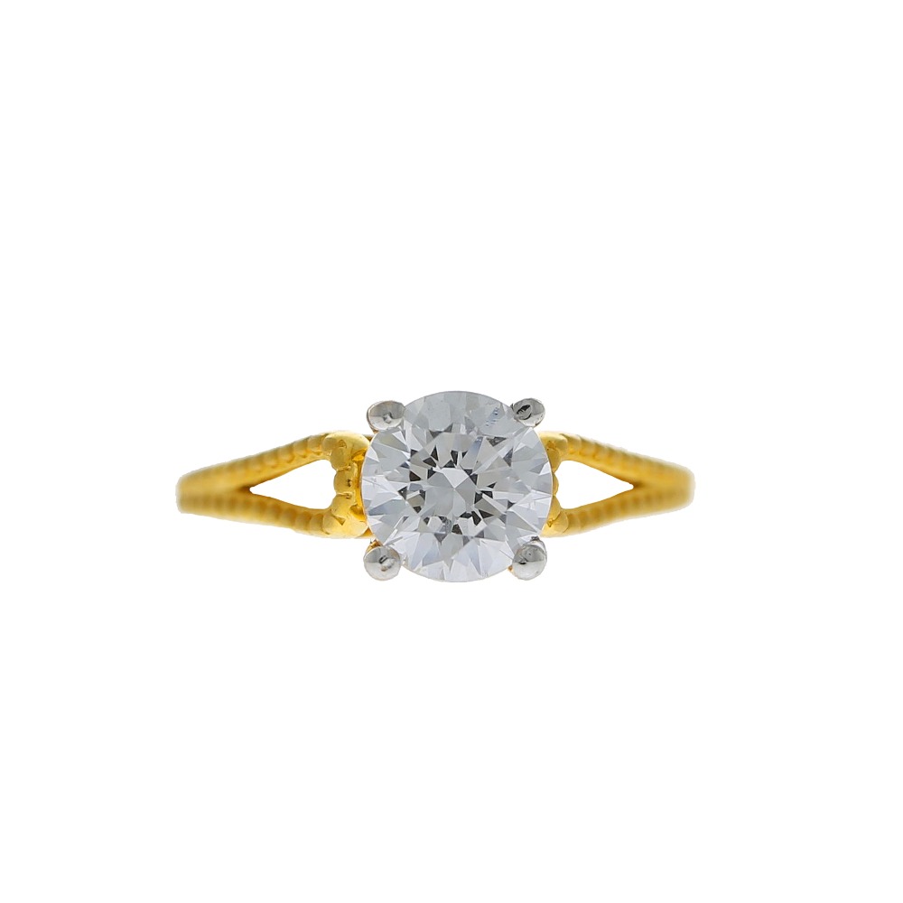 The exquisite gold ring