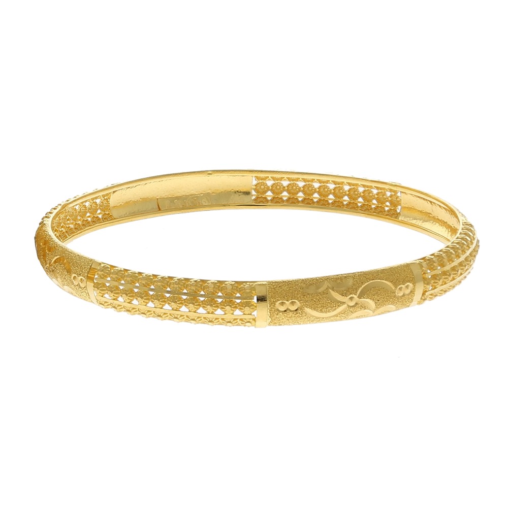 Eclectic gold bangle design