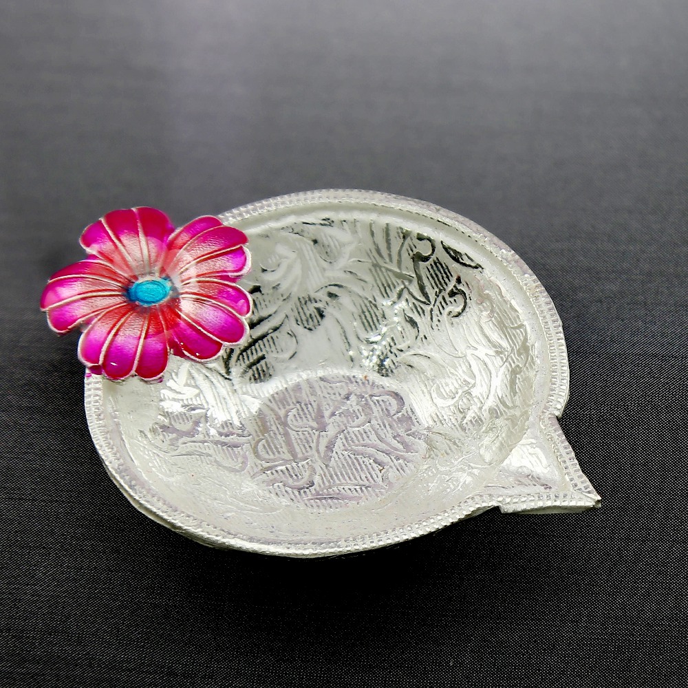 Fascinating hibiscus silver diya