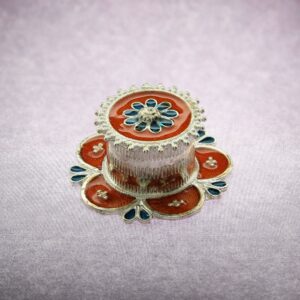 Silver kunku karanda