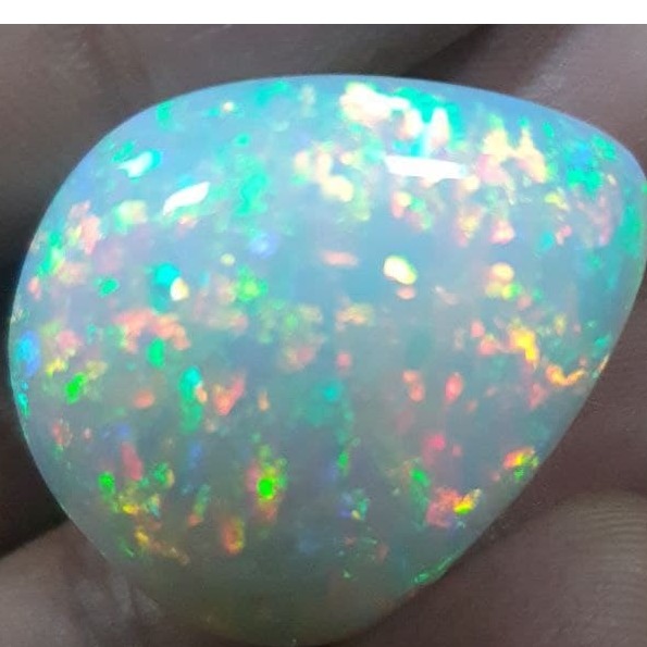 25ct oval  opal