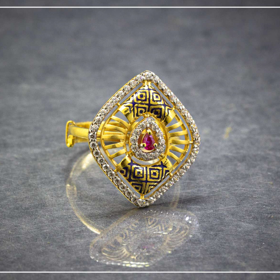 22K Yellow Gold Stunning Variable Size Hallmarked Ruby Ring