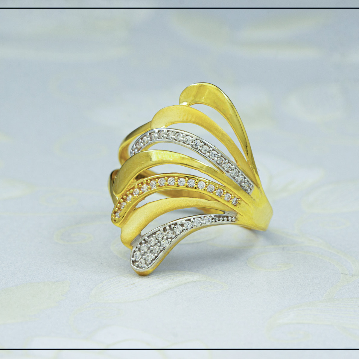 22K Yellow Gold Smart Hallmarked Ladies Ring