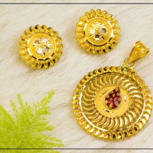 22k Yellow Gold Round Gleaming Hallmarked Pendant Set