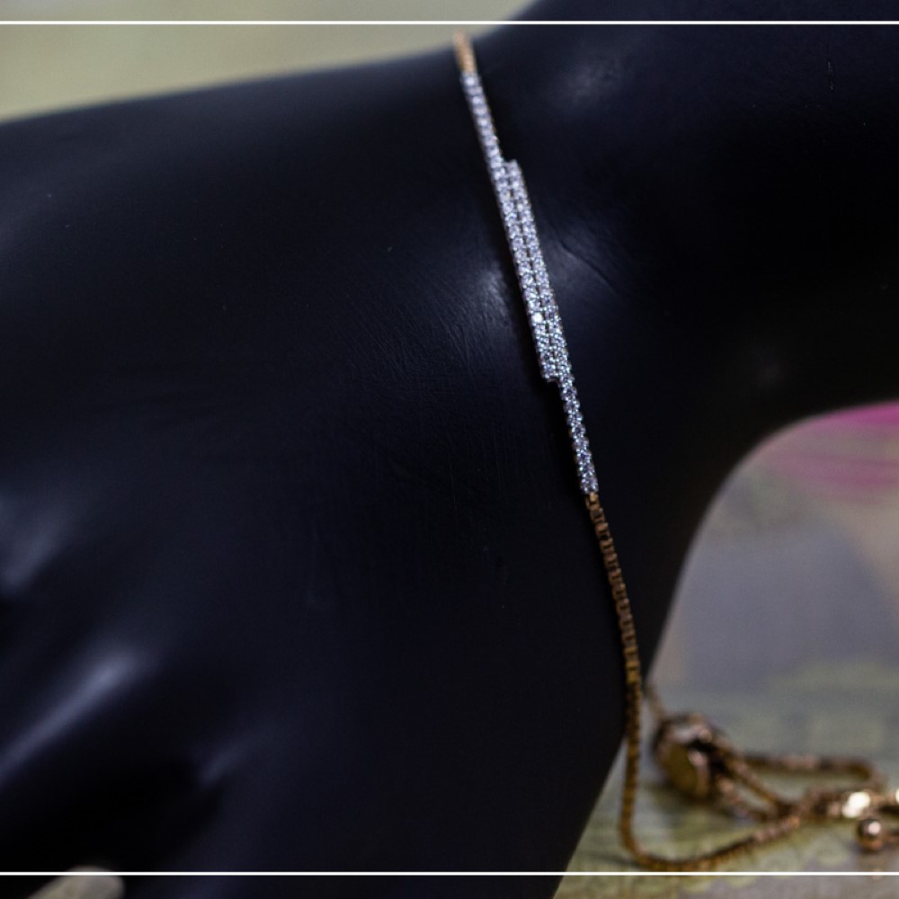 18K Rosegold Slender and Graceful Hallmarked Chain Bracelet