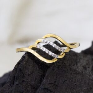 18K Yellow Gold Fancy Diamond Ring