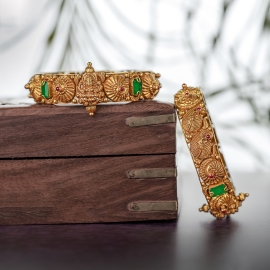 916 Gold Unique Handmade Bangle