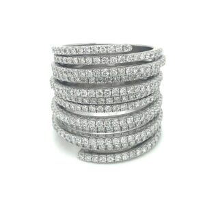 Party Wear Diamond Ring 10k Gold & Natural Diamonds Ladies Ring .