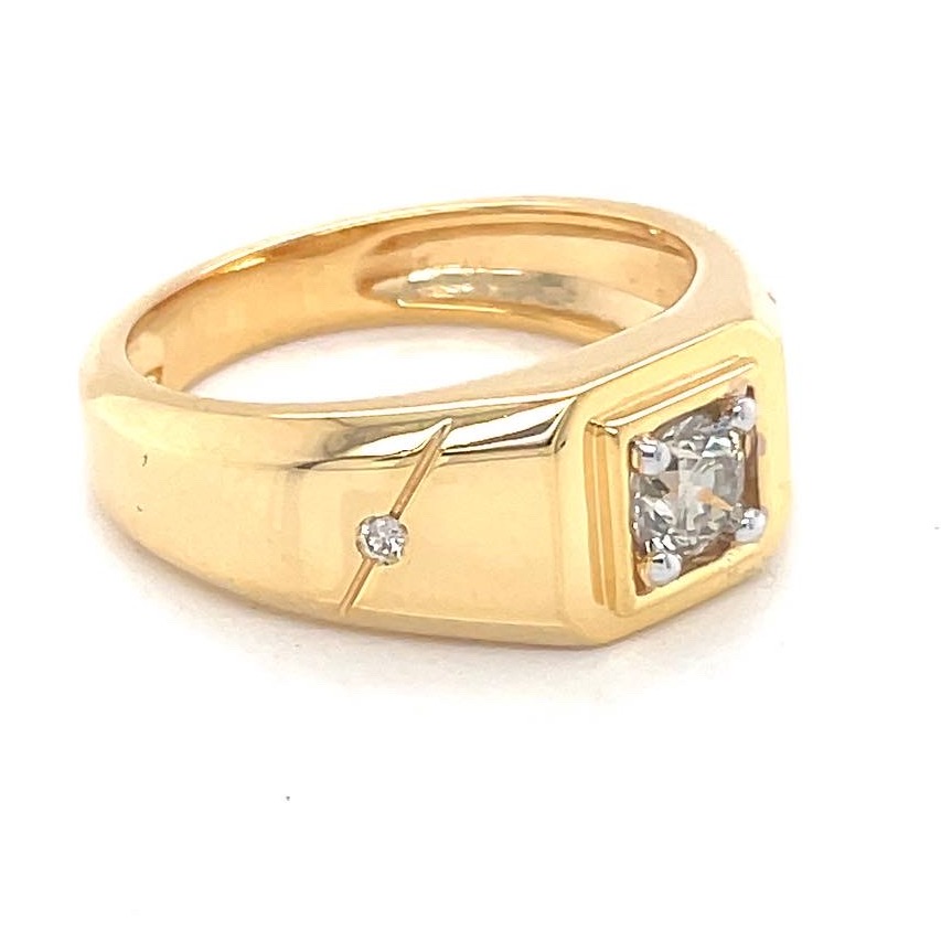 Gents diamond ring 18kt gold & natural diamond