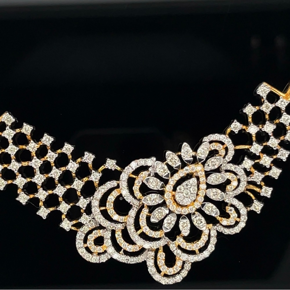 14k gold with natural diamond mangalsutra pendent for gift purpose - Image 3