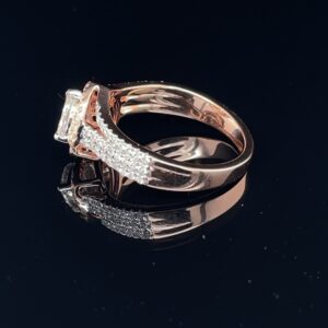 Natural diamond pie cut setting ring