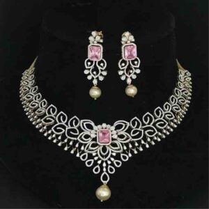 Gold dazzling diamond necklace set