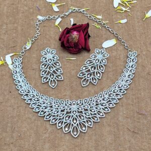 Unique Design Diamond Necklace Set For Wedding