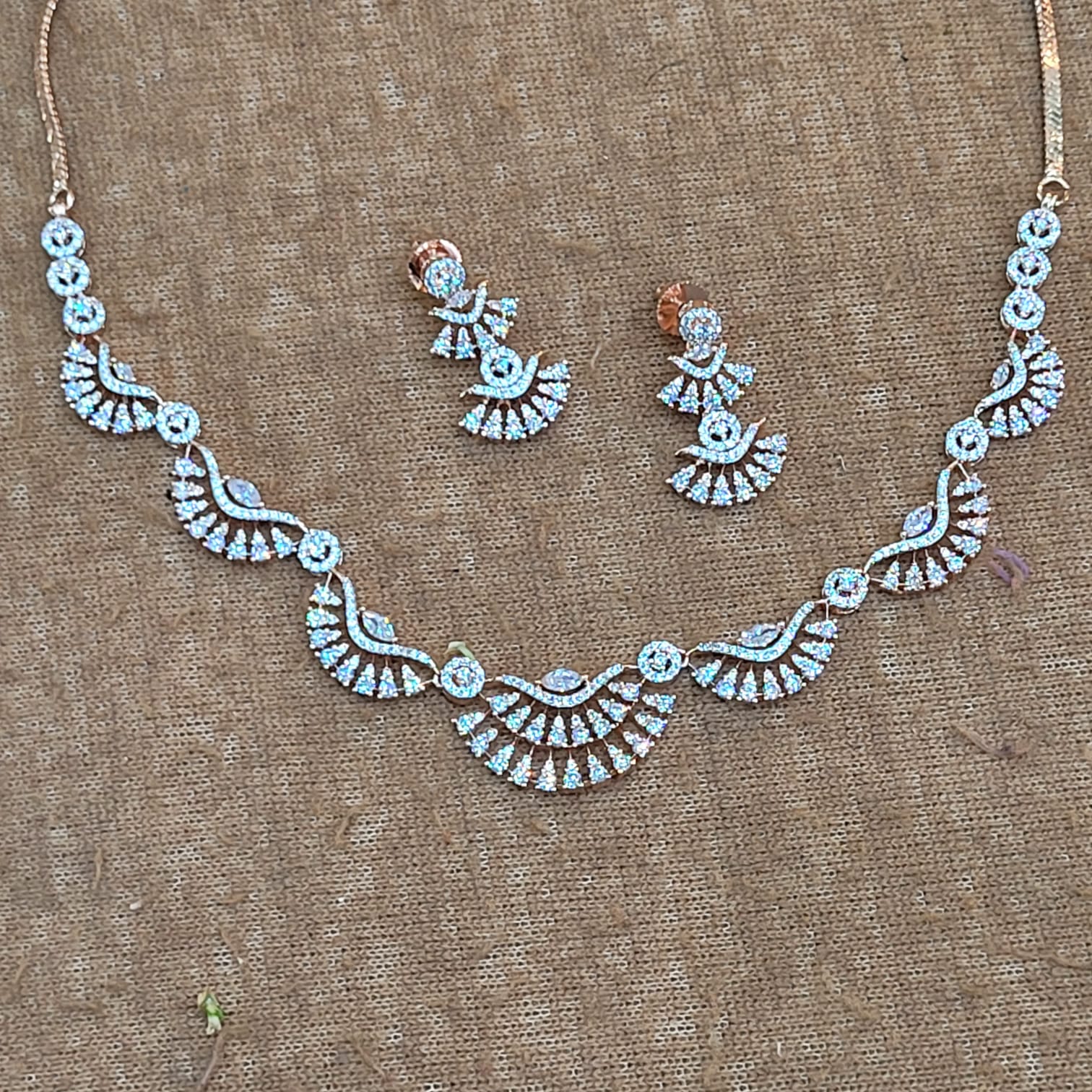 Delicate Bridal Necklace Set