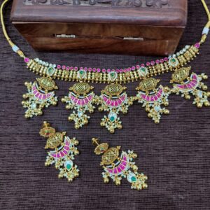 Gorgeous Women Necklace Set SJN14