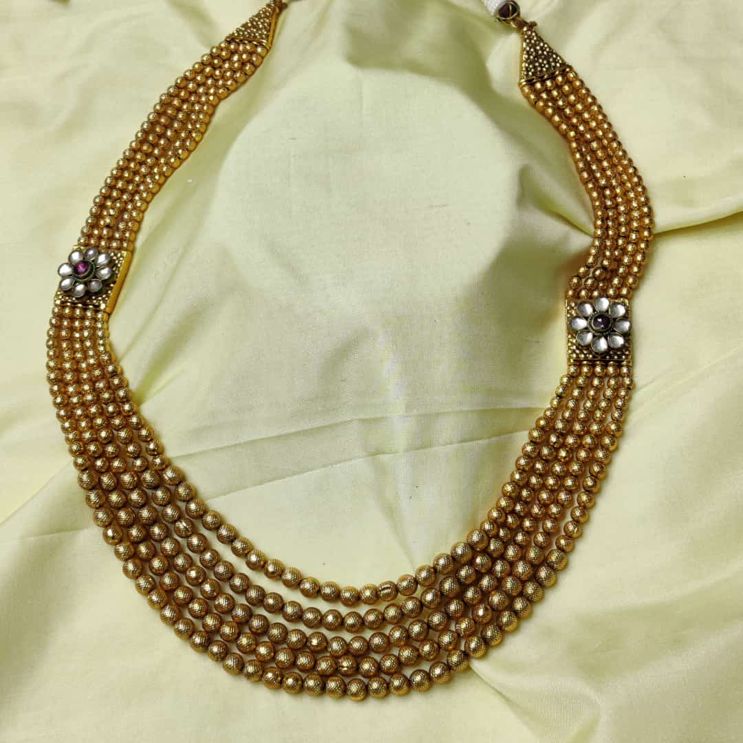 Royal Pattern Casual Pearl Mala