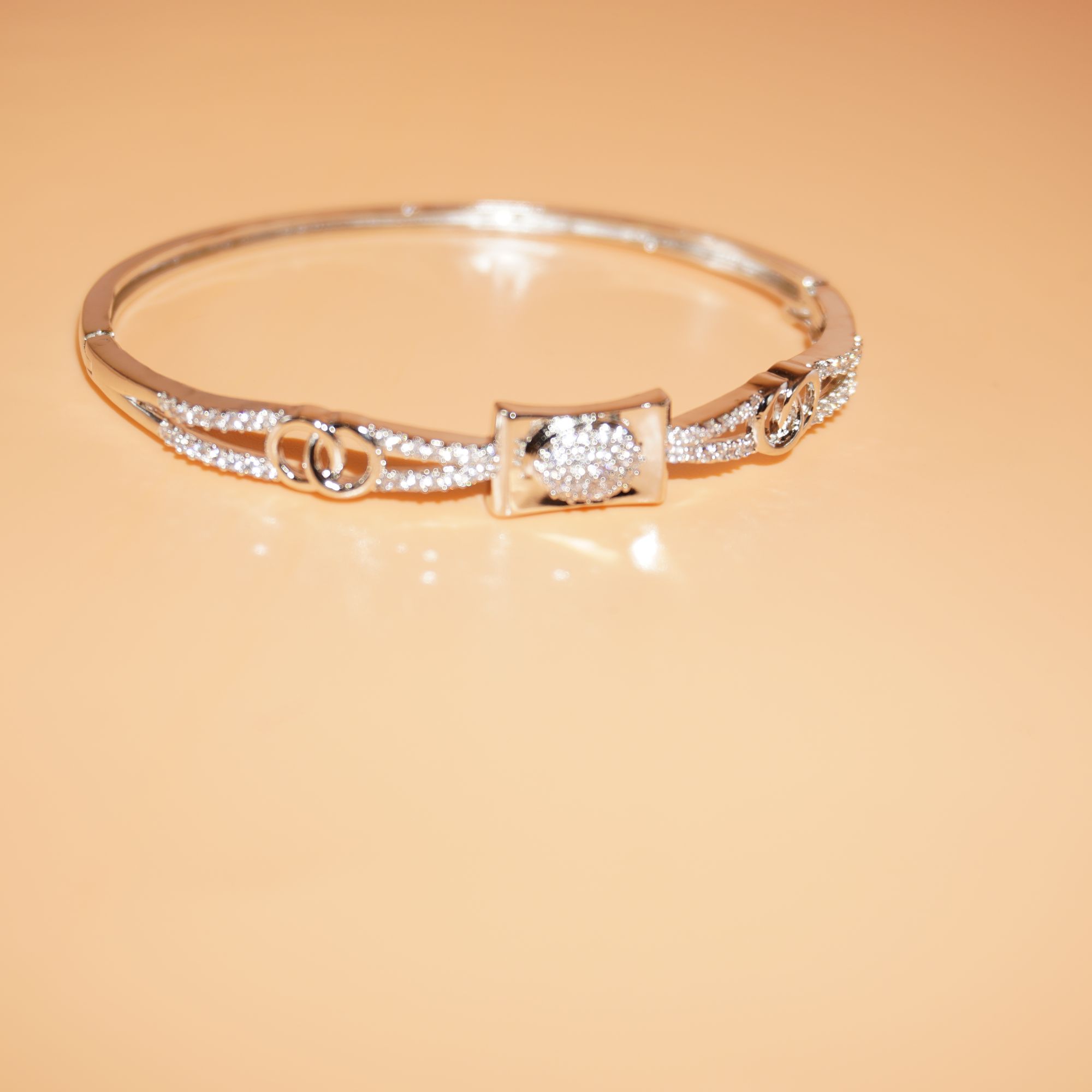 925 Silver Beautiful Diamond Kada 121R146