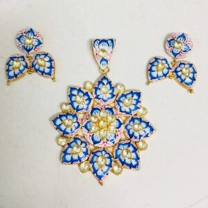 Bikaneri Pendant Set