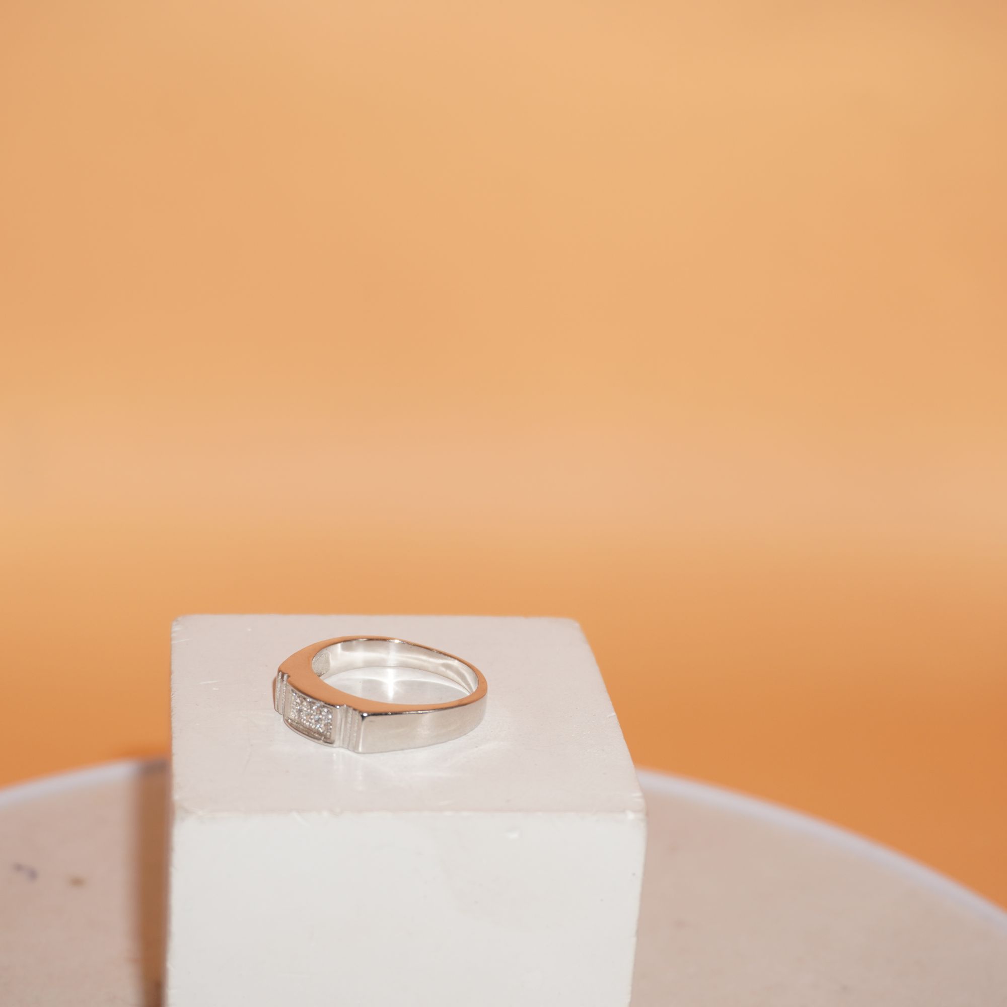 925 Silver Elegant Diamond Ring 712R21