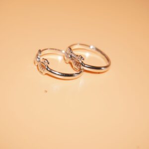925 Silver Trending Ladies Toe Rings 124R296