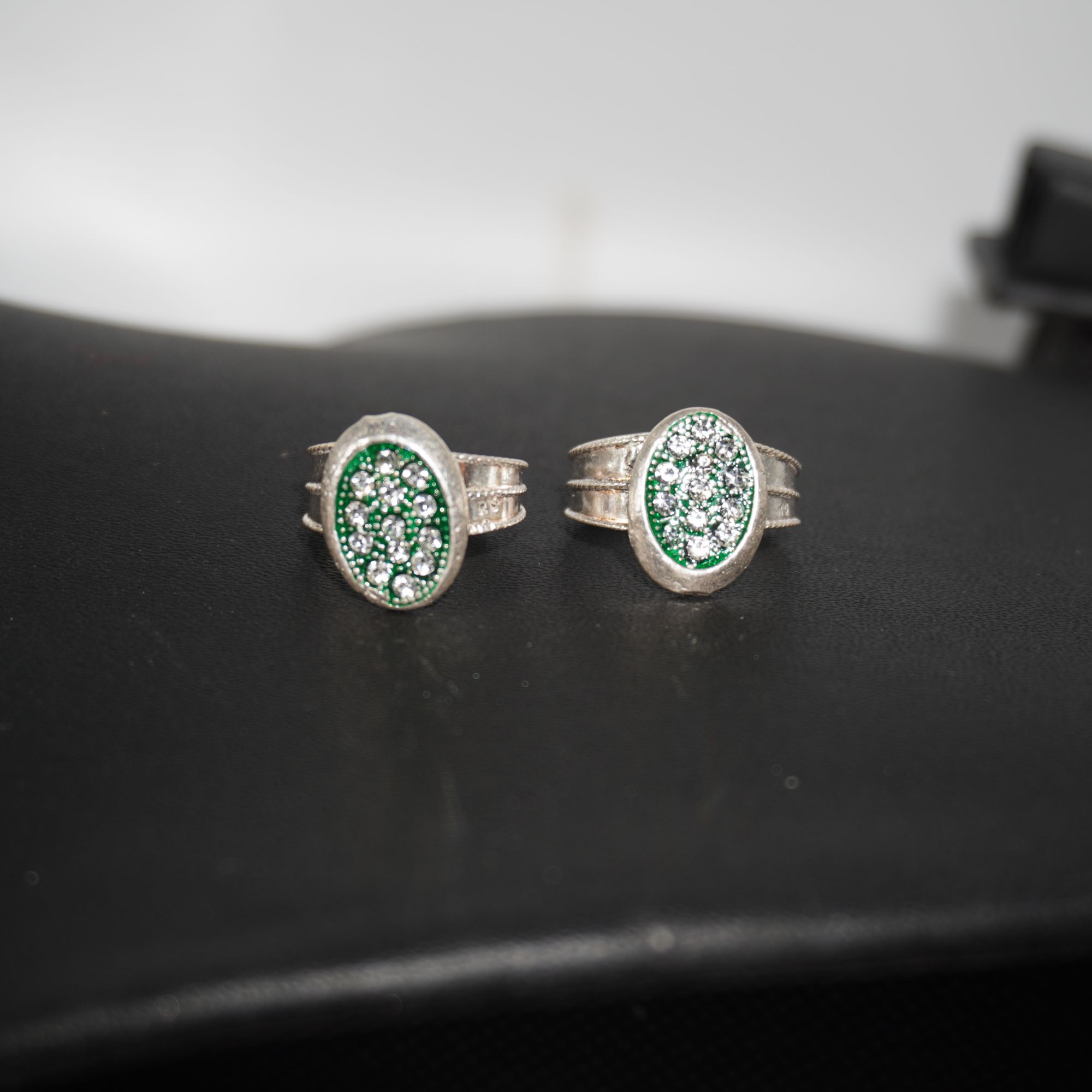 925 Silver Oval Shape Bichiya