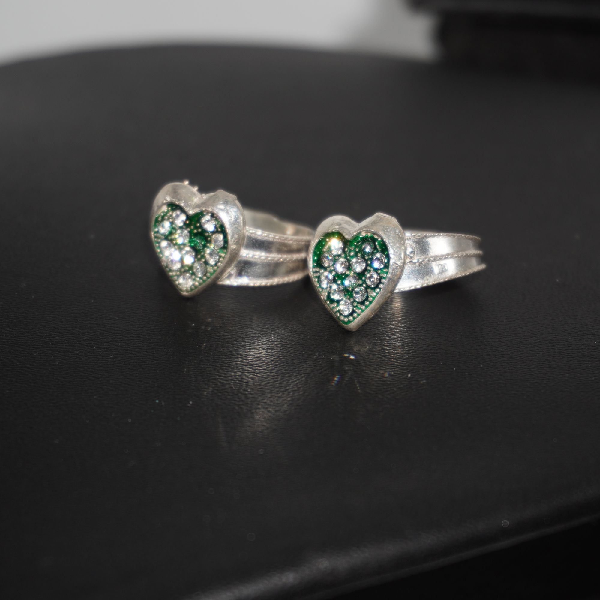925 Silver Heart Shape Green Color Bichiya