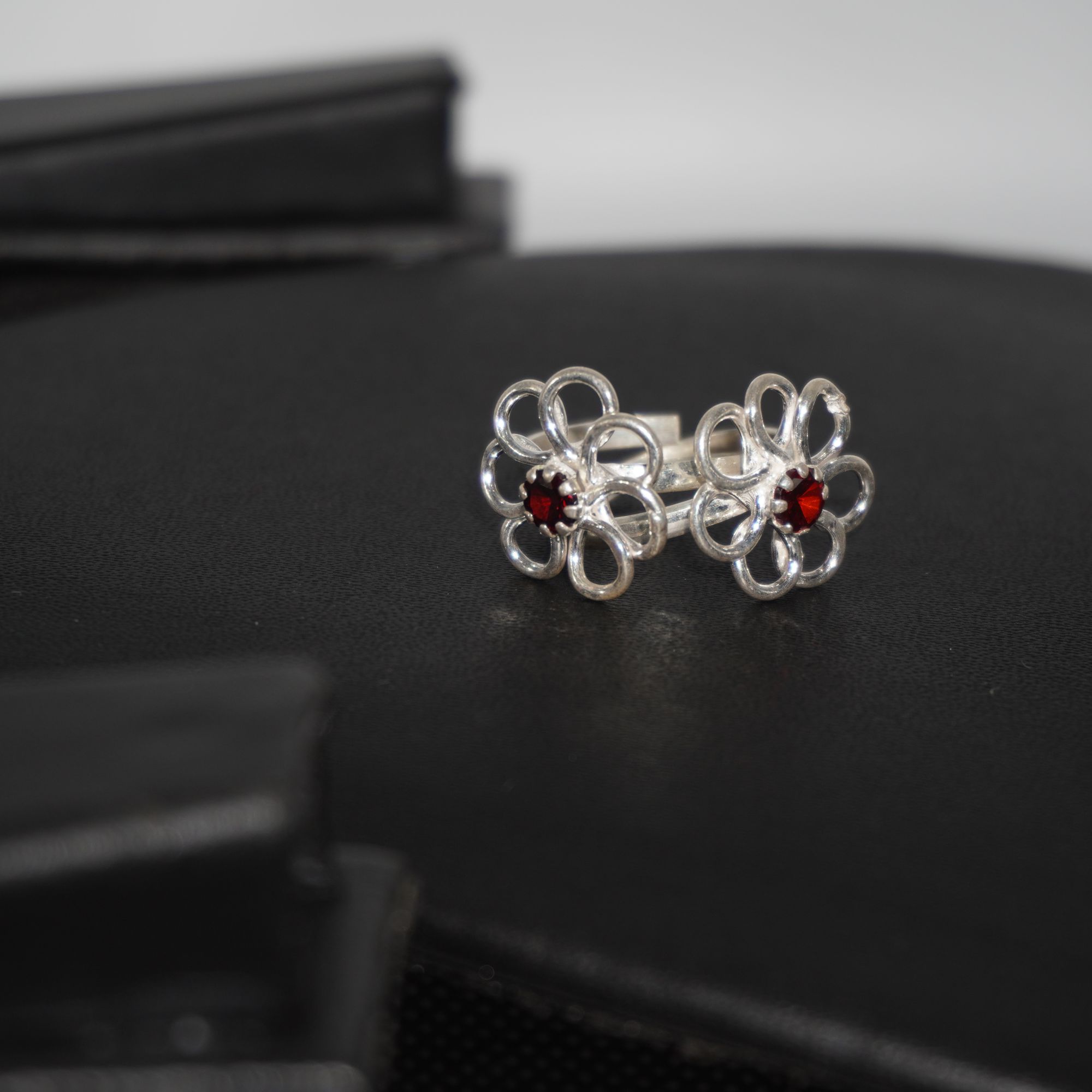 925 Silver Elite Color Stone Pilli 149R256