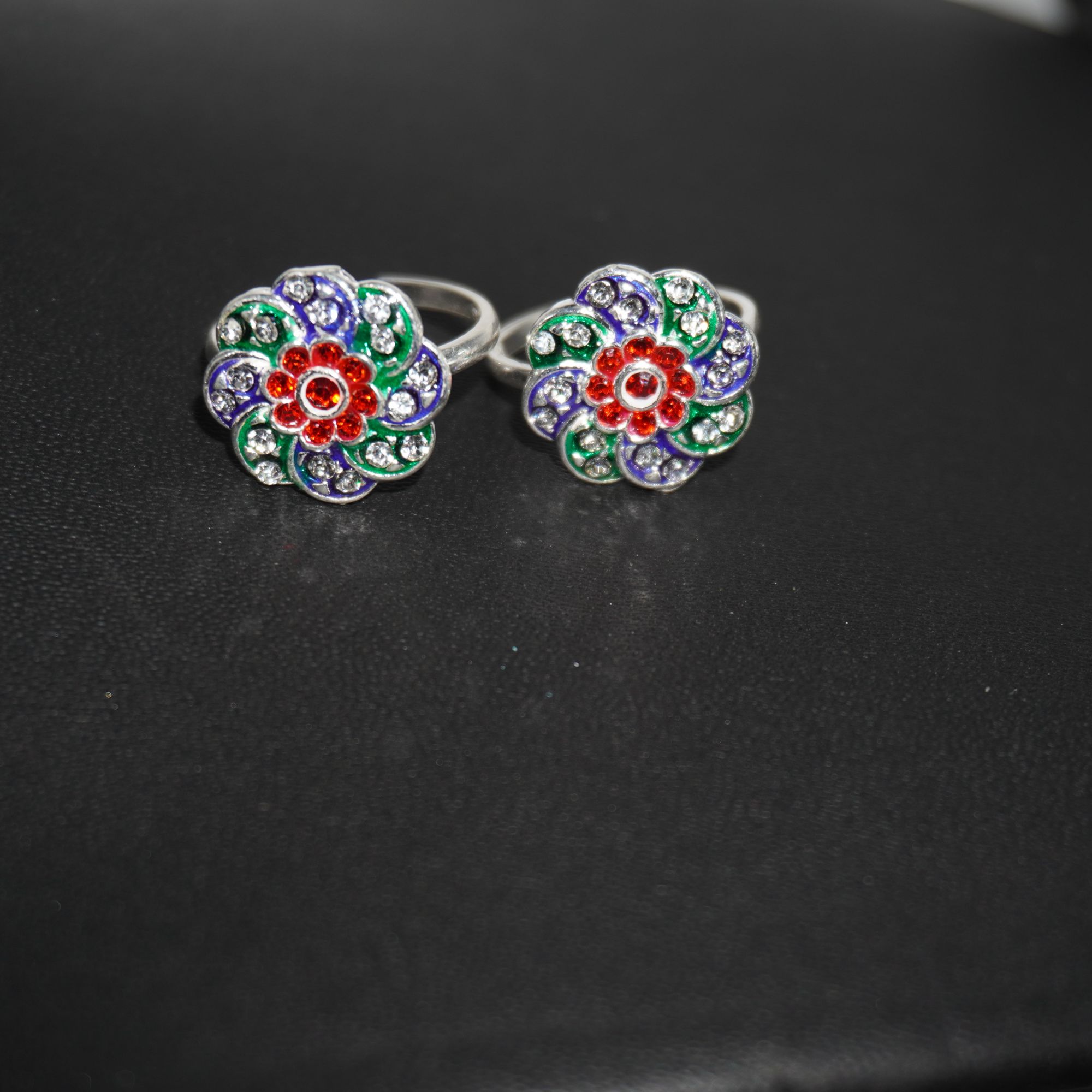 925 Silver Dazzling Color Stone Bichiya 149R587