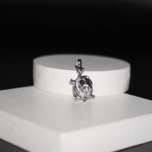 925 Silver Attractive Tortoise Design Pendant