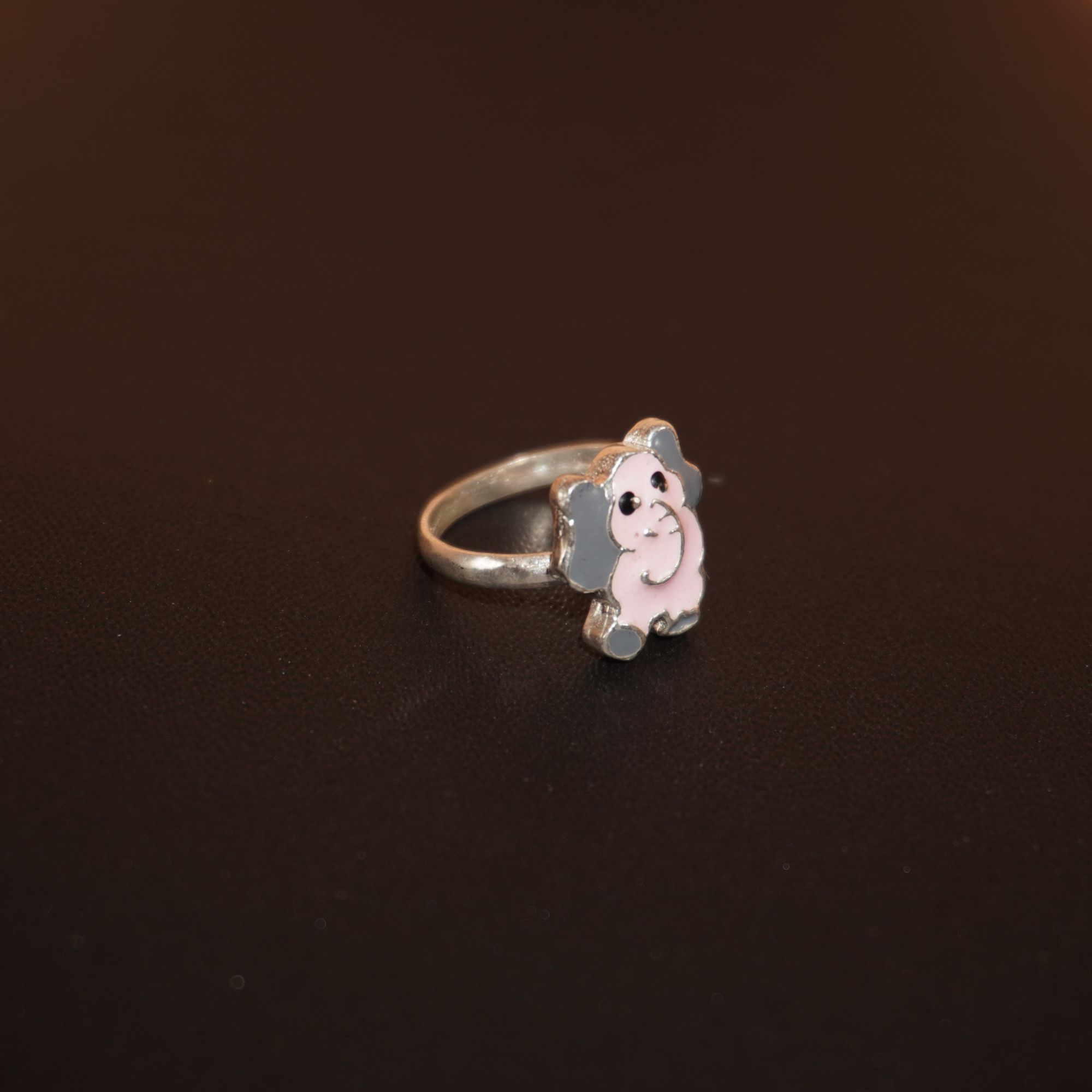 925 Silver Elegant Elephant Design Ring 703R8