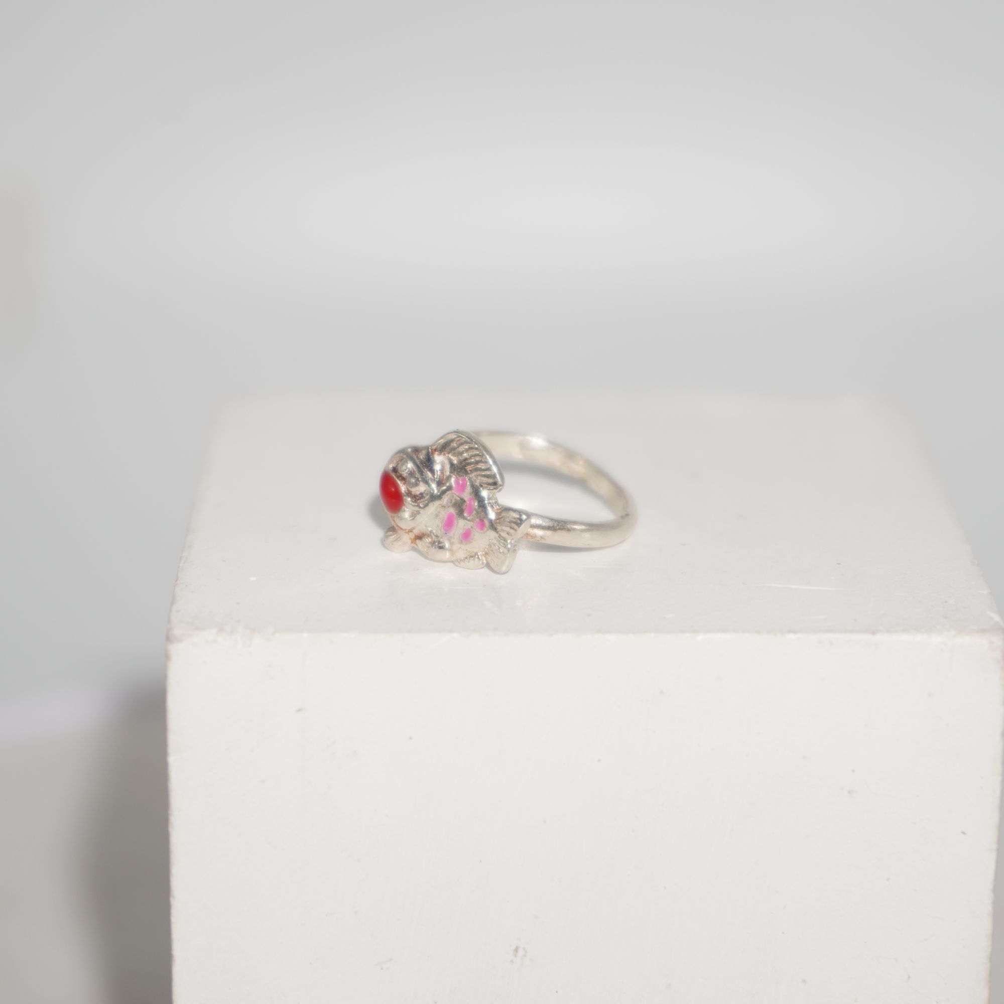 925 Silver Delicate Cartoon Design Ring 577R19