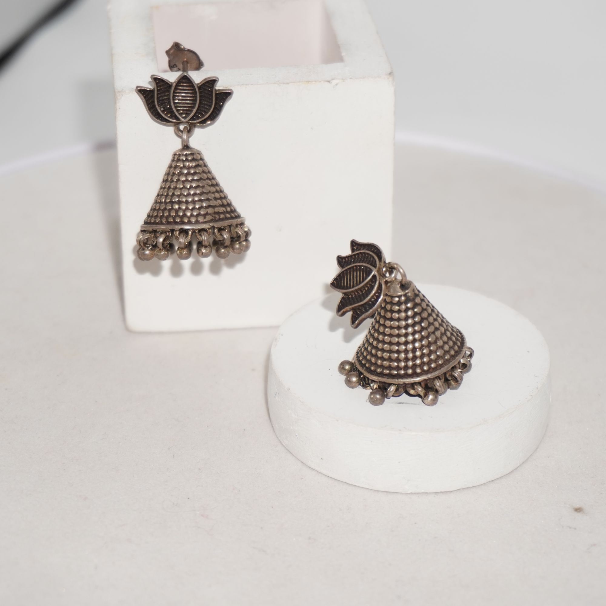 925 Silver Elite Jhumkha Earring 170R28