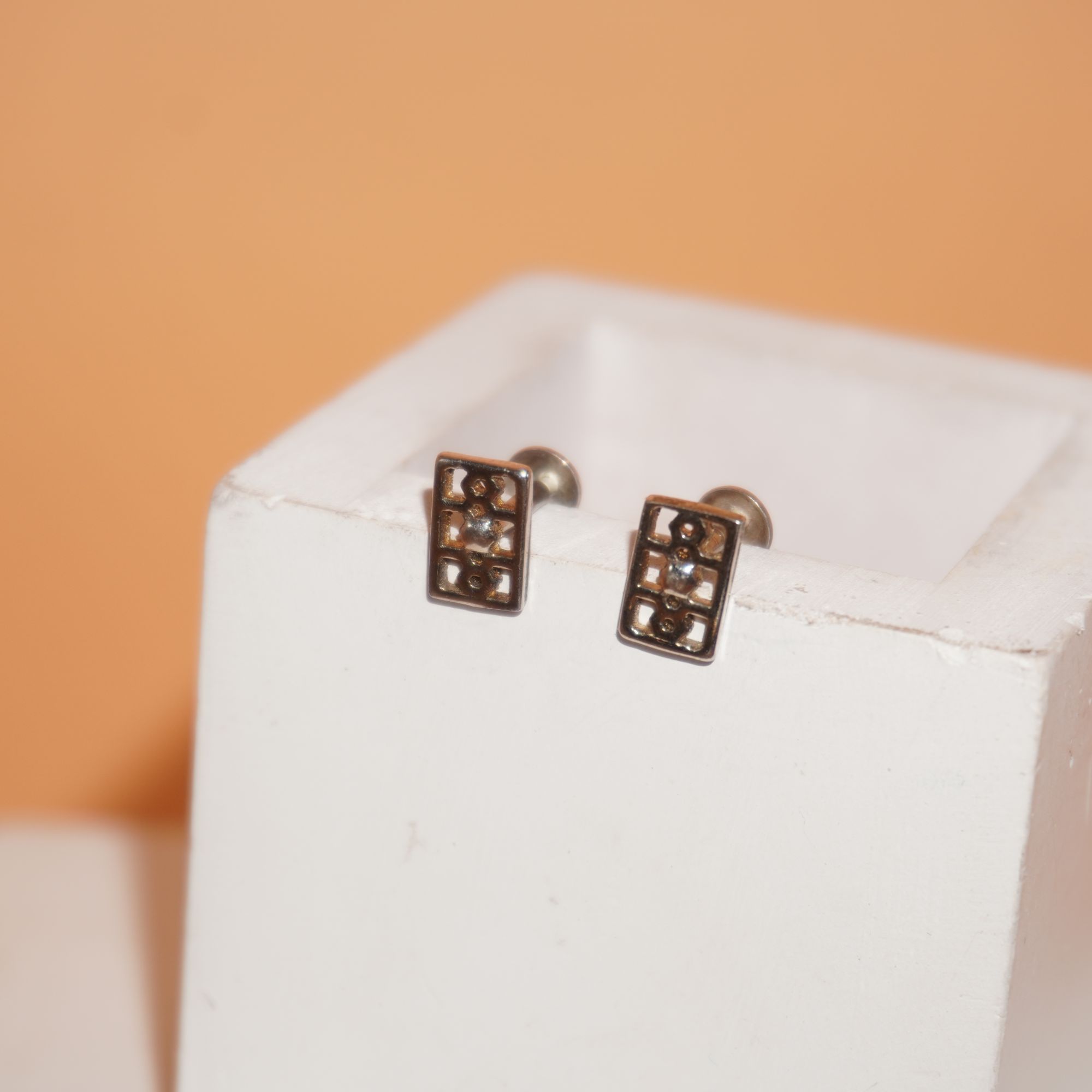 925 Silver Unique Square Design Earring 199R299