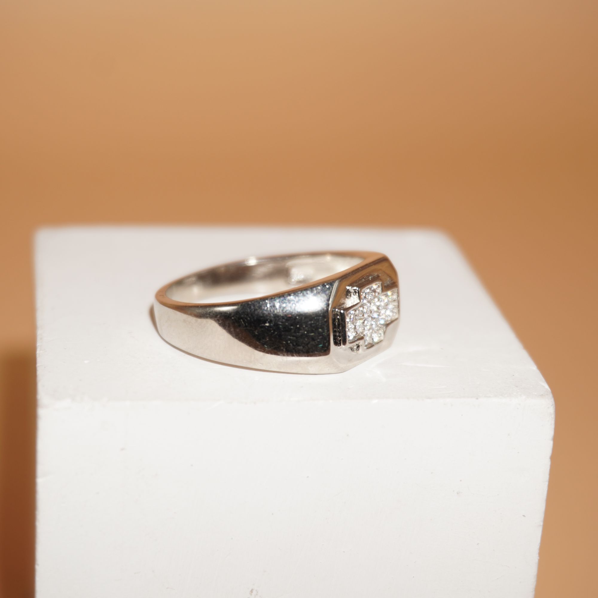 925 Silver Classy Engagement Ring 723R35