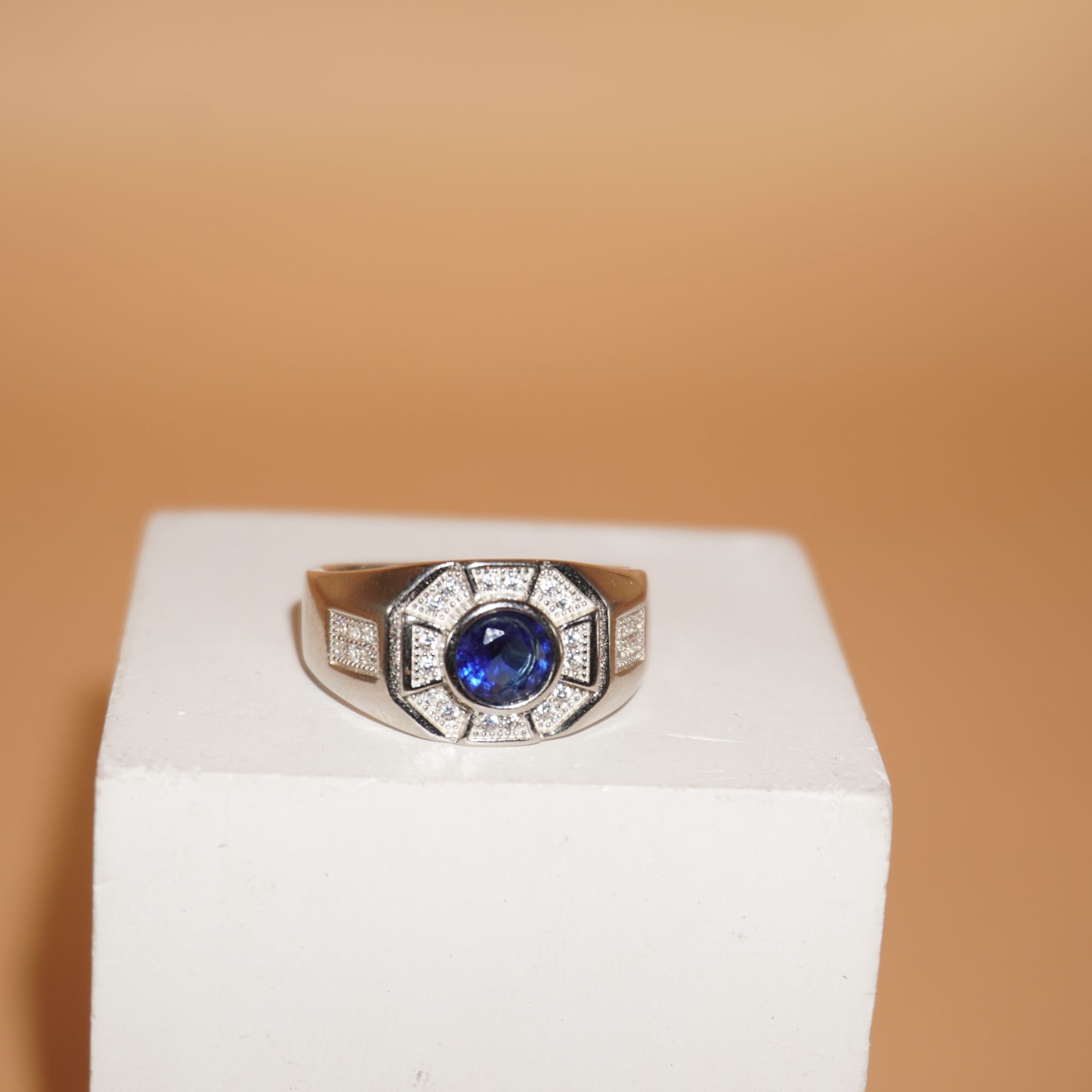 925 Silver Unique Diamond Ring 723R39