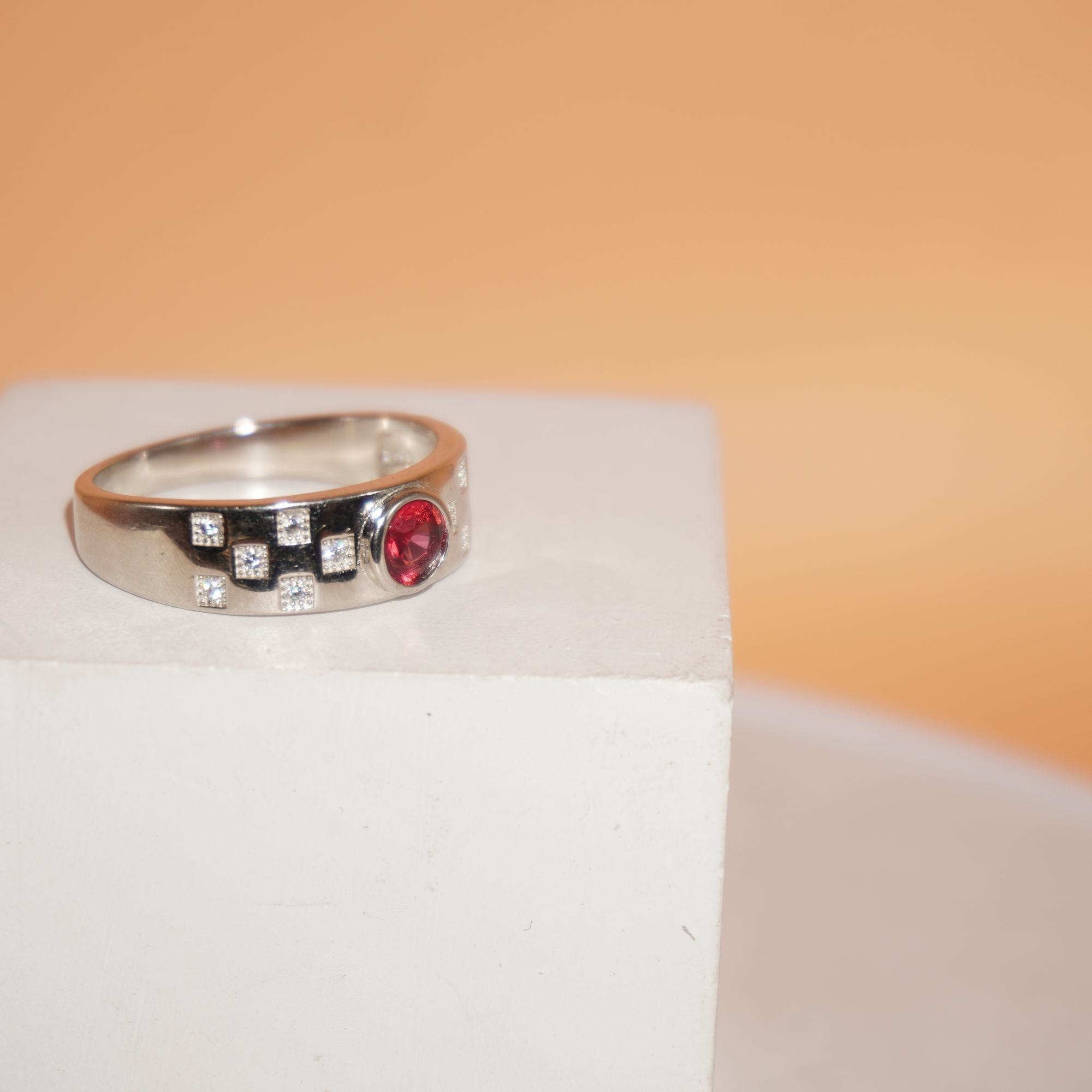 925 Silver Elegant Studed Ring 792R4