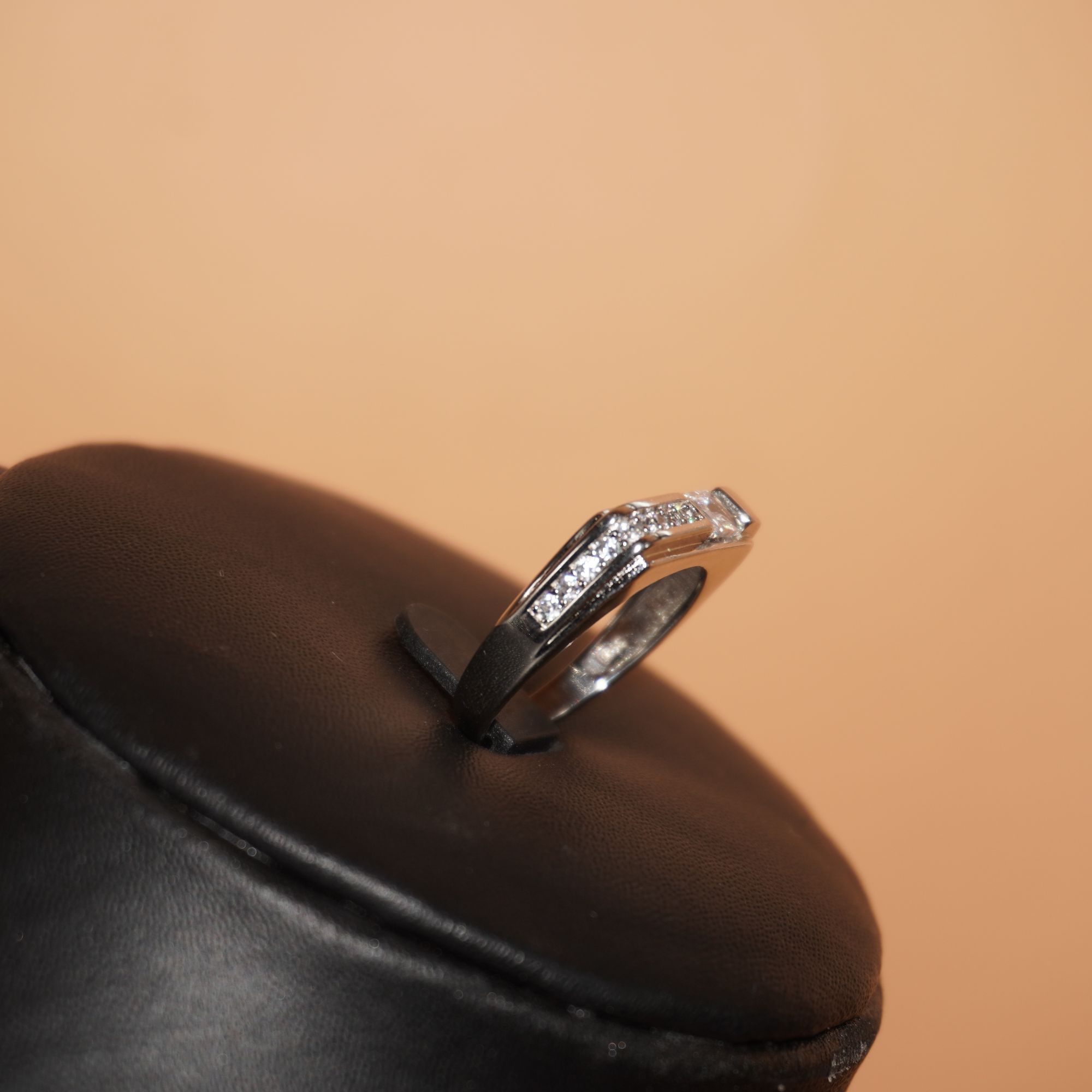 925 Silver Dazzling Studed Ring 712R16