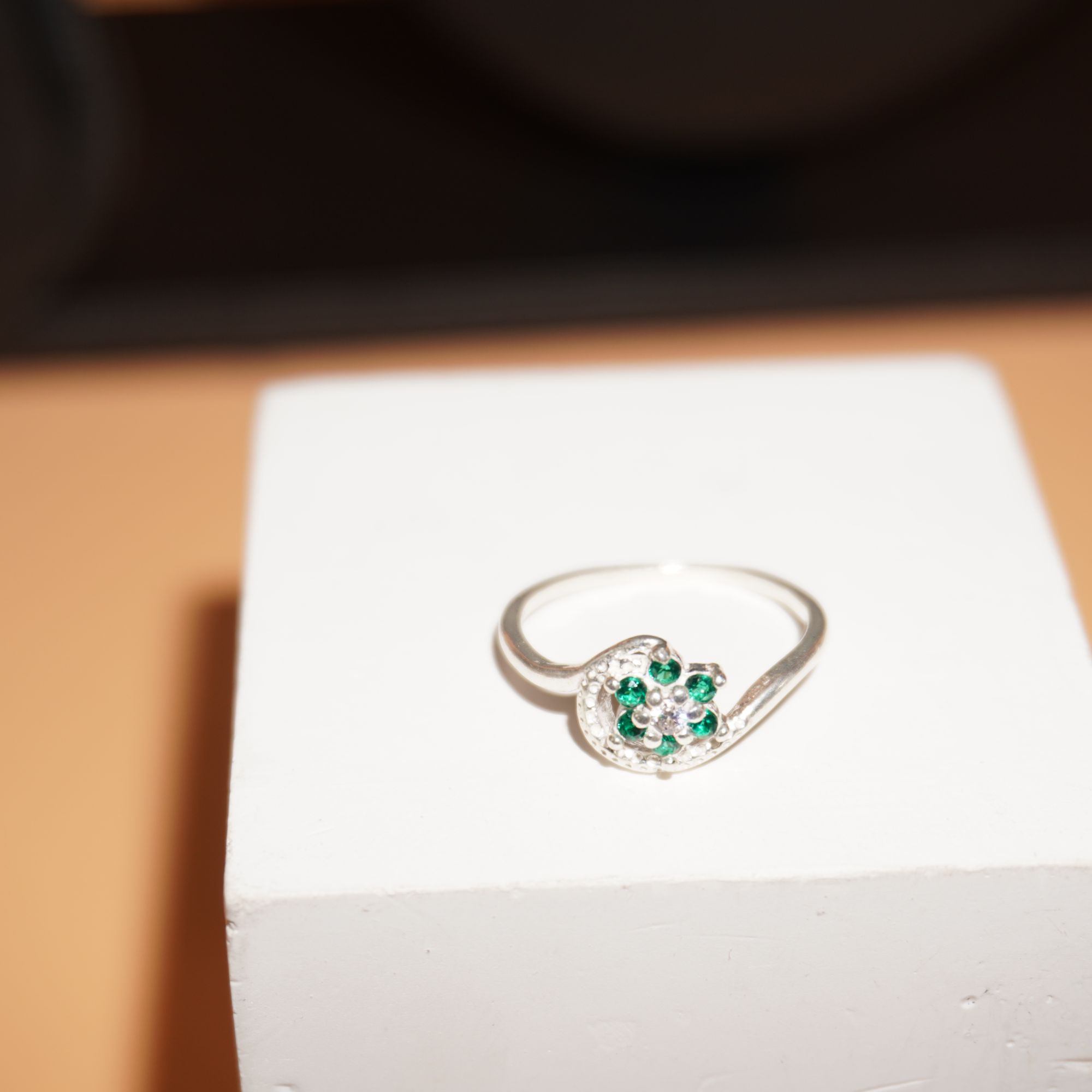 925 Silver Unique Ladies Ring